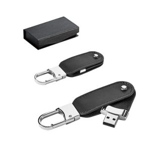 BRAGG 8GB. Memória USB com 8GB em PU e com mosquetão